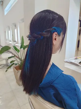 ロング キンジョウ エナミのヘアスタイル