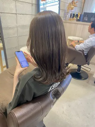 ミディアム 松本 瑠菜のヘアスタイル