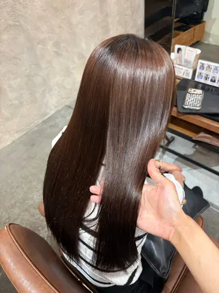 ロング ダメージレス縮毛矯 正・ブリーチMICOのヘアスタイル