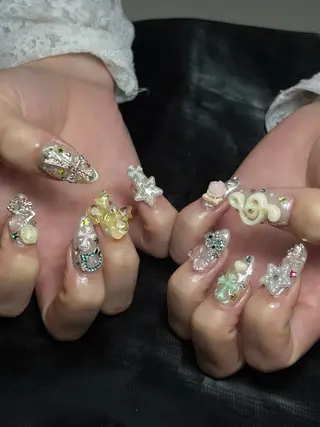 ネイル Lyna 池袋のネイルデザイン