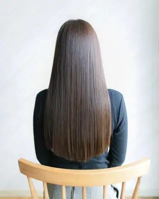 ロング 中谷 千鶴のヘアスタイル