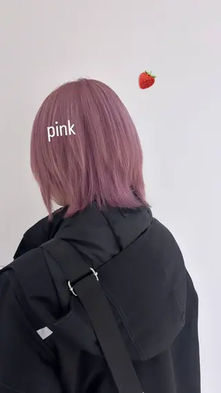 セミロング カラー 🍓ハイトーンカラー 🎀nene🍓のヘアスタイル