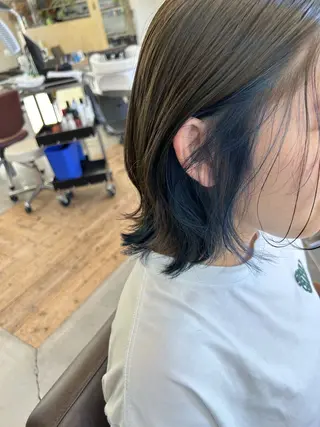 ミディアム 綿貫 美雪のヘアスタイル