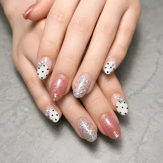 ネイル &Nail: アンドネイルコロンのネイルデザイン