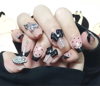 ネイル D-BEAUTY Nailsalonのネイルデザイン
