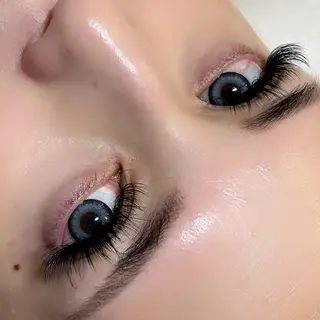 マツエク・マツパ mzh ...のネイルデザイン