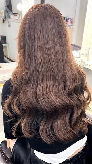 セミロング ワンズリー中明度 店舗公式のヘアスタイル