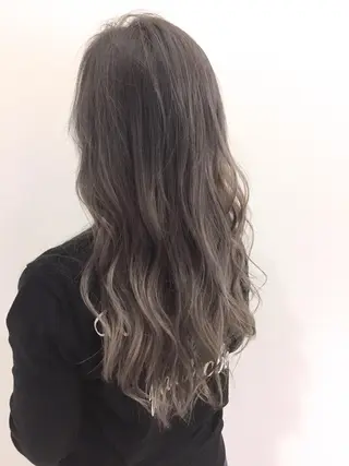 ロング Noe心斎橋 堀田 朋宏のヘアスタイル