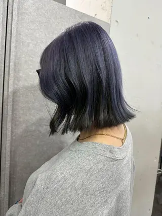 ショート カラー ili 梅田のヘアスタイル
