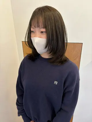 ミディアム カラー 美空🐇 レイヤー / 透明感カラー🩰のヘアスタイル