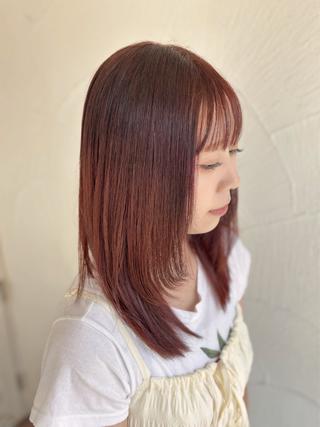 ロング カラー 根田 紗那のヘアスタイル