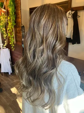 ロング カラー Ray hair 春日部のヘアスタイル
