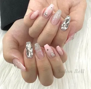 ネイル Bell 富田林店 SAYAKAのネイルデザイン