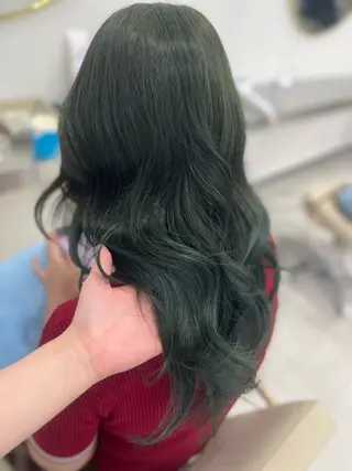 カラー N°Elune みゆきのヘアスタイル