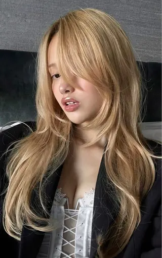 ロング 名古屋ダブルカラー DEAN石川理子のヘアスタイル