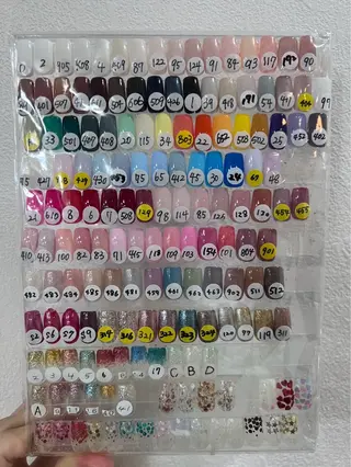 KAI NAILS💅🏻✨のネイルデザイン