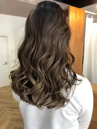 ロング カラー 橋本 敬介のヘアスタイル