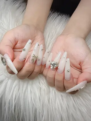 ネイル Lee Nailsのネイルデザイン