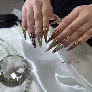 ネイル Velda💎 プライベートサロンのネイルデザイン