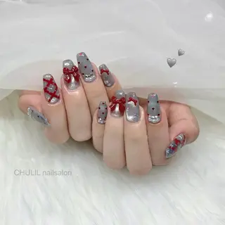 ネイル CHULIL nailsalonのネイルデザイン