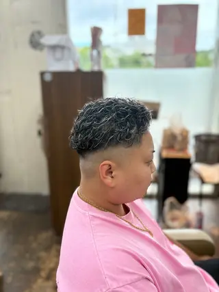 カラー パーマ メンズ 生駒のパーマ達人 FEELけんけんのヘアスタイル