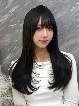 ロング カラー パーマ ヘアアレンジ 🤍韓国風レイヤー/ 艶髪🤍鳥越美羽のヘアスタイル