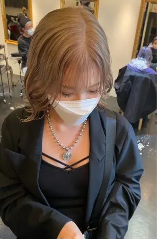 ショート カラー tonari 梅田、中崎町のヘアスタイル