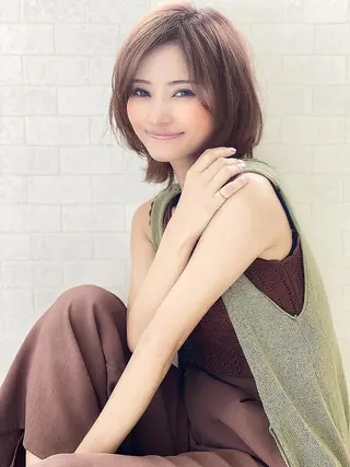 ショート NicoRE. 大人女子×髪質改善のヘアスタイル