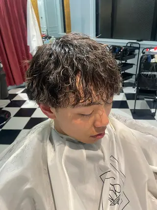 パーマ メンズ 岡多 麗奈のヘアスタイル