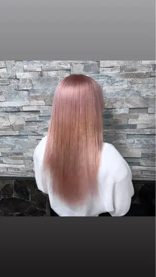 ロング カラー tace新宿 めいのヘアスタイル