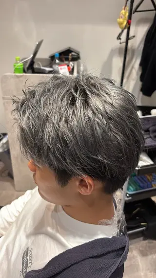 カラー 西川 颯のヘアスタイル