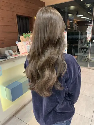 ロング レイヤー/艶髪カラー 森本くるみのヘアスタイル
