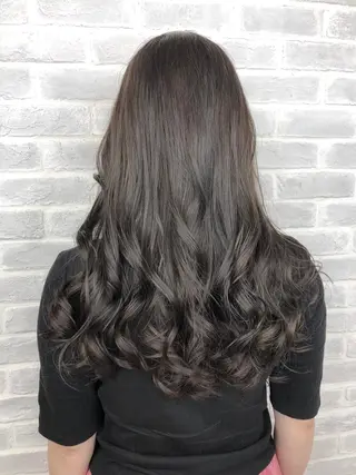 セミロング カラー 【透明感、艶髪】西村 有司のヘアスタイル