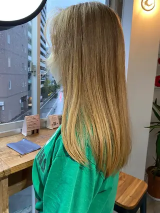 ロング カラー KOOKI スティードトーキョーのヘアスタイル
