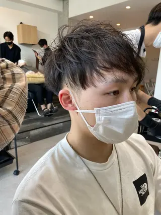 ミディアム パーマ メンズ 似合う髪型見つけます AYAKAのヘアスタイル