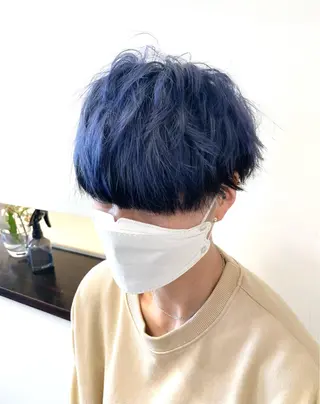 ショート ダメージレスブリーチ HIROSHIのヘアスタイル