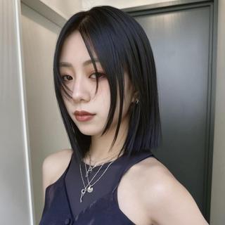 ミディアム ハイトーン/表参道 ミウのヘアスタイル