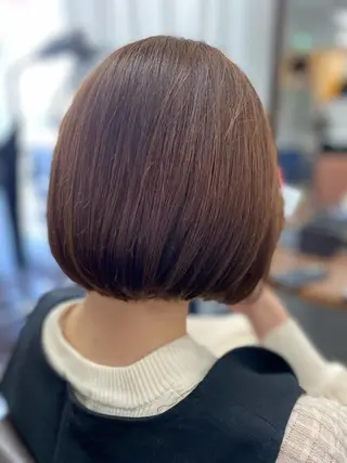 ショート 透明感カラー栄 みゆのヘアスタイル