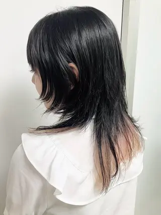 セミロング fumika推しカラ ー/デザインカラーのヘアスタイル