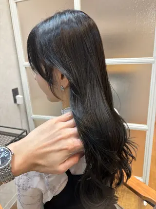 ロング カラー 堀越 智仁のヘアスタイル
