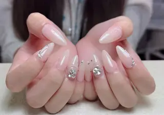 ネイル 中野駅から2分 MEO NAILのネイルデザイン