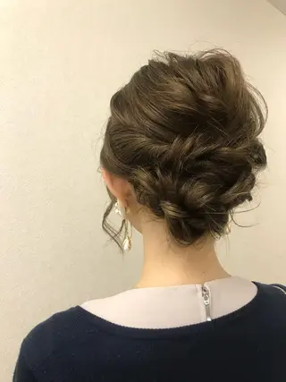 ヘアアレンジ 荒木 真希のヘアスタイル