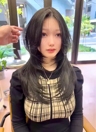 ロング kouji メンズバレイヤージュのヘアスタイル