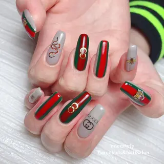 ミディアム ネイル 🐾enen style 🐾のネイルデザイン