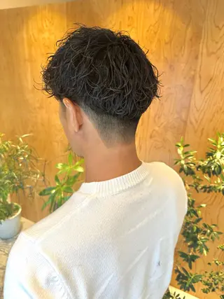 ミディアム パーマ メンズ 🔥メンズ特化 /パーマ&カット🌀のヘアスタイル