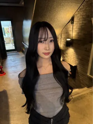 カラー 河野 朱里のヘアスタイル