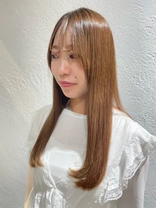 ロング 山本 温菜のヘアスタイル