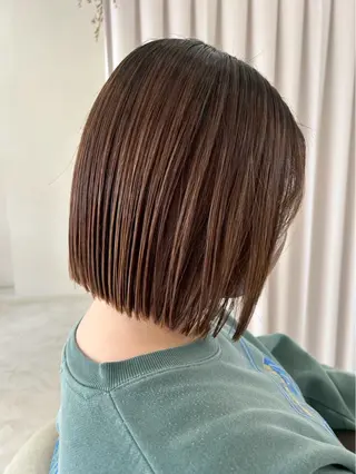 ショート センターパート 韓国ヘア・綾也のヘアスタイル