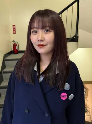 カラー 寺崎 由衣のヘアスタイル