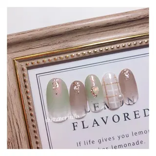 ネイル shimmer nailsのネイルデザイン